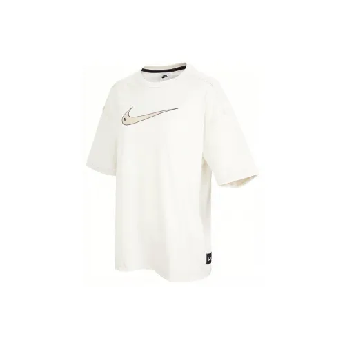 Nike Sportswear Swoosh Women's Short-Sleeve Top White