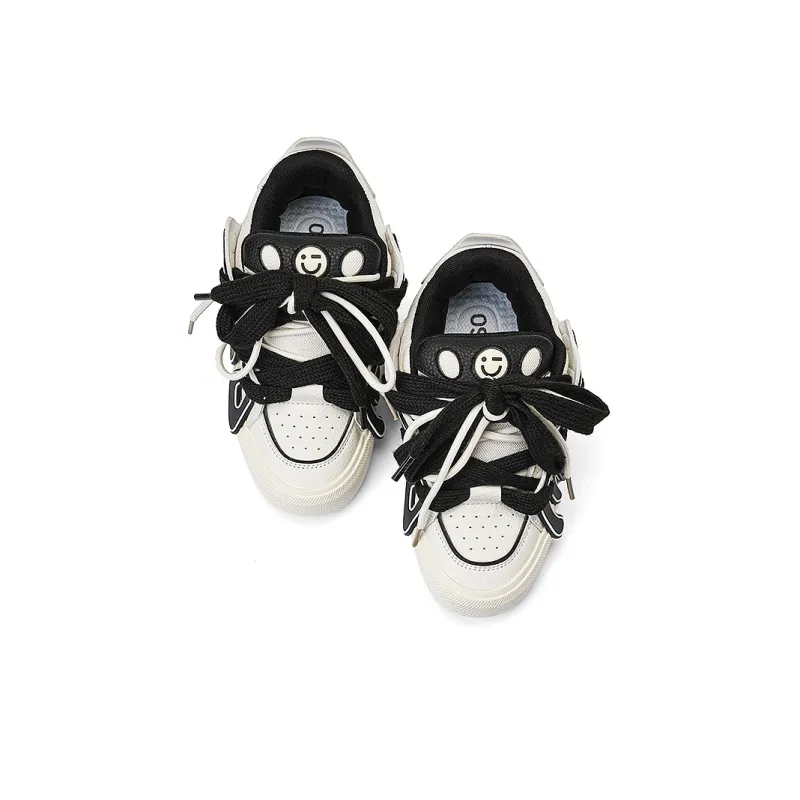 MINISO Low Top Skateboard Shoes Women's Classic Black White-1