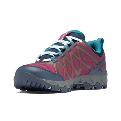 Columbia Hiking / Trekking Shoes Women's Low-Top Burgundy