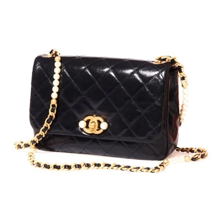 CHANEL 22c Early Spring Calfskin Flap Bag, Crossbody Bag, Shoulder Bag Women's Black-1