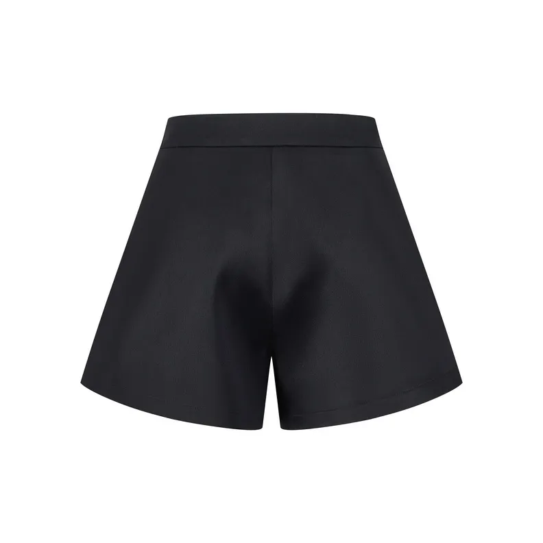 Three Quarters Casual Shorts Women's Black-1