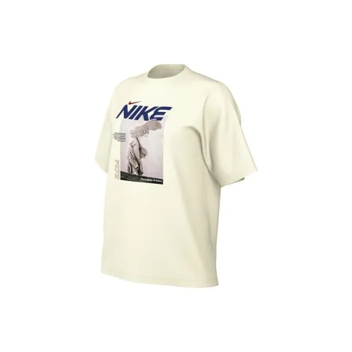 Nike Sportswear Graphic Oversized T-shirt Beige