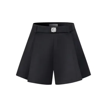 Three Quarters Casual Shorts Women's Black