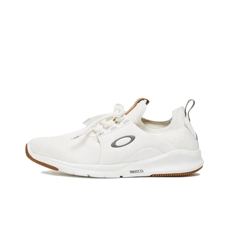 Oakley Cushioning, Wear Resistant Low Top Running Shoes Men's White-0