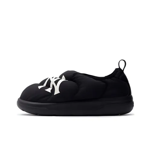 MLB Chunky Classic A FLEECE Lifestyle Shoes Women's Low-Top Black