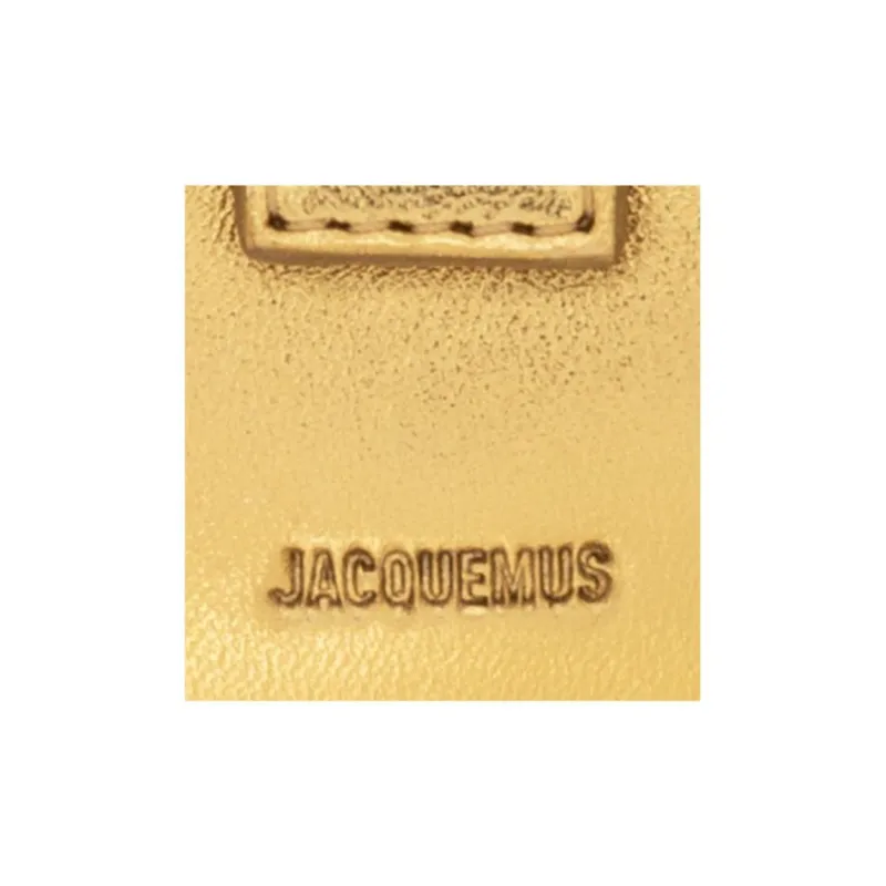 Jacquemus Le Porte Bisou Strapped Pouch-3