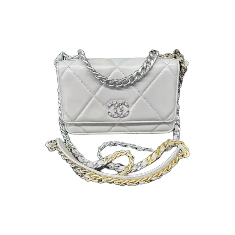 CHANEL 19BagWOC Lambskin Wallet On Chain Flap Bag, Portable Crossbody Bag, Shoulder Bag Women's White-3