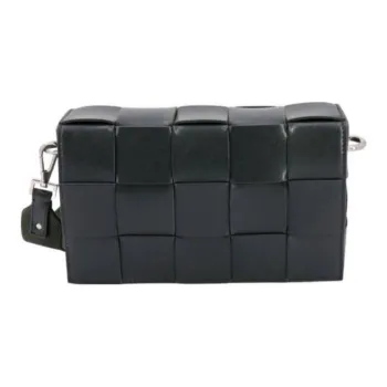 Bottega Veneta Medium Cassette With Versatile Strap Intreccio Dark Green