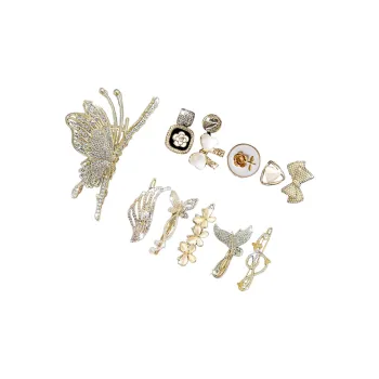 Enchanting Cat Claw Clip Women's