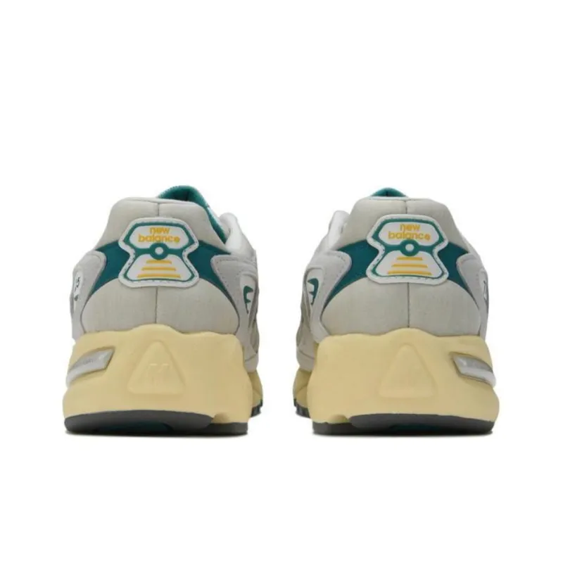 New Balance NB 725 Shock Absorbers With Slip Resistant Features Low Top Running Shoes Unisex White Green-4