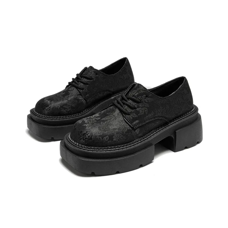 Komanic Loafers Women's Black/White-10