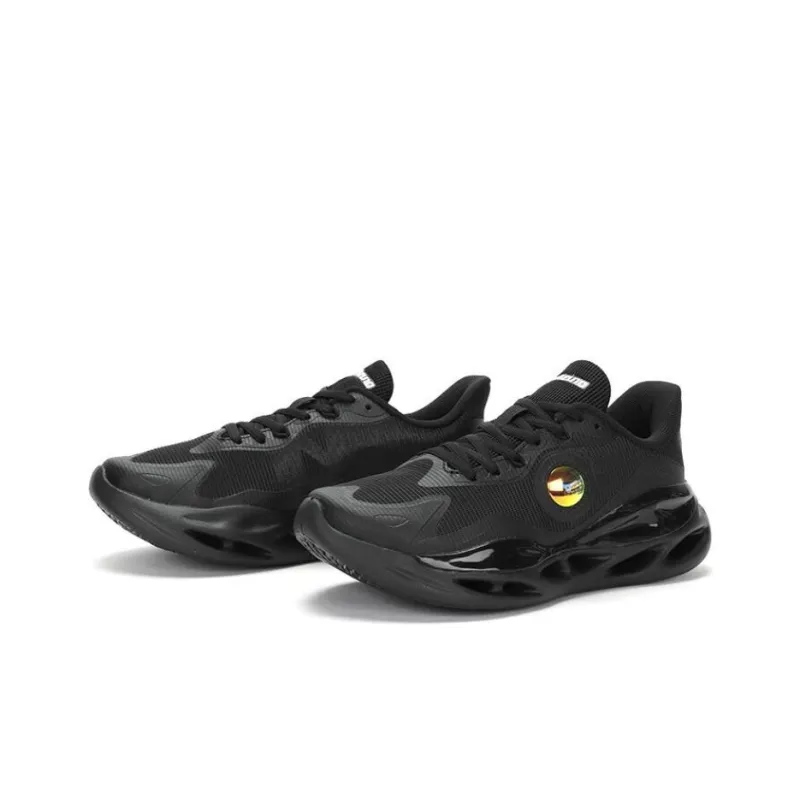 Mizuno Low Top Casual Shoes Unisex Black-3
