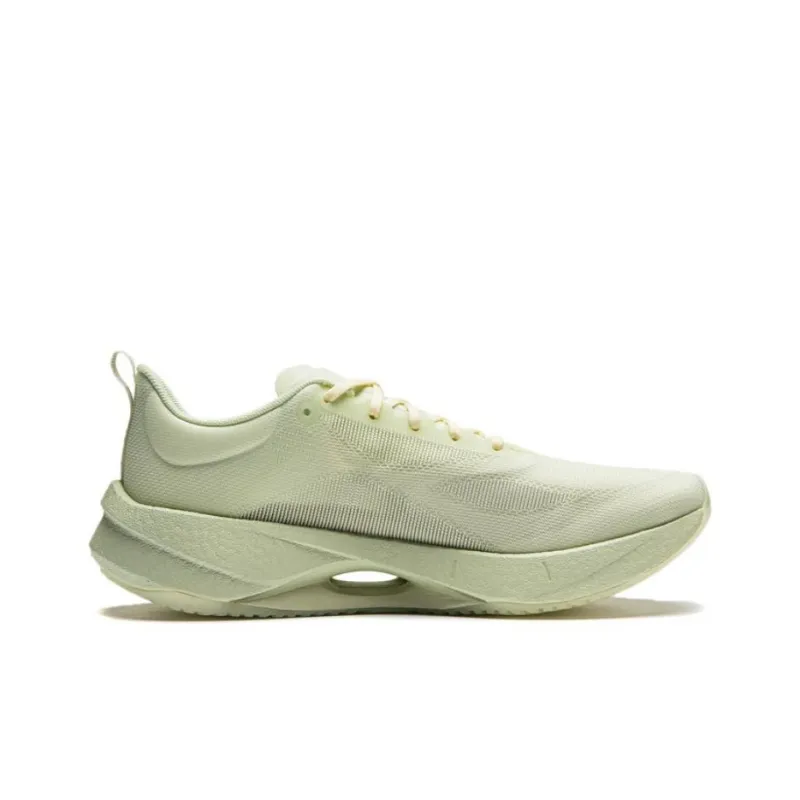 LINING Super Light 21 Running Shoes Women's Low Top Light Fruit Green-1