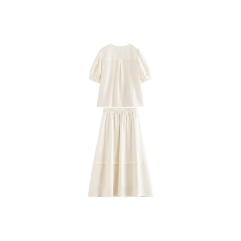 Initial Language Skirt Set Women's Ecru-1