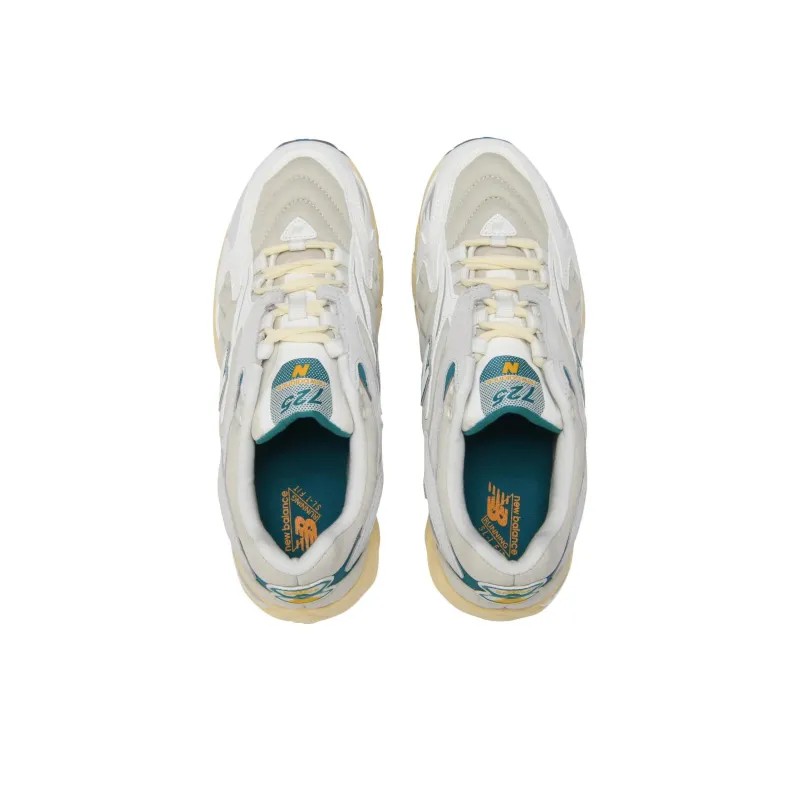 New Balance NB 725 Shock Absorbers With Slip Resistant Features Low Top Running Shoes Unisex White Green-3
