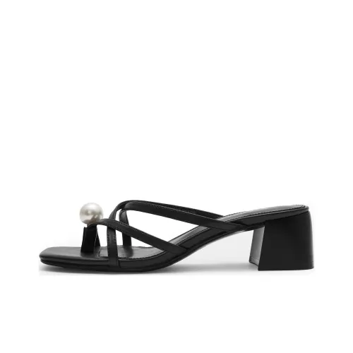 Staccato Flip Flops Women's