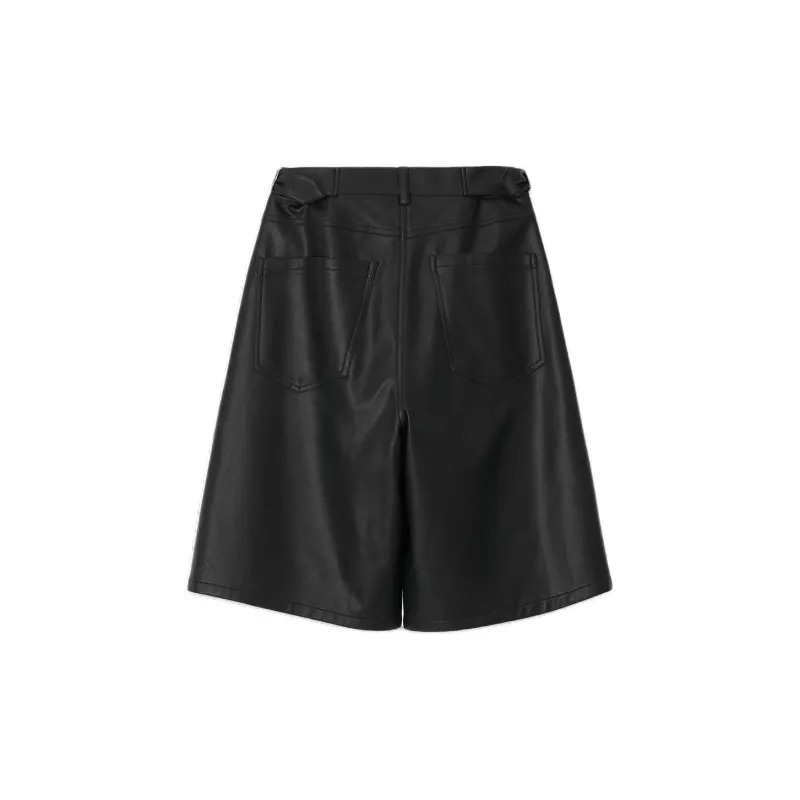KIMHEKIM SS24 VEGAN LEATHER TWO POCKET SHORTS Casual Shorts Unisex BLACK/Black-1