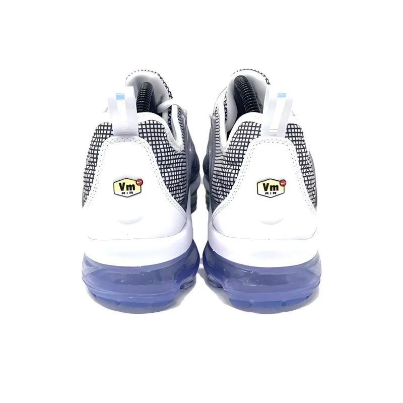 Nike Air VaporMax Plus Grid Print-3