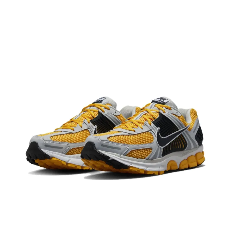 Nike Zoom Vomero 5 Photon Dust Laser Orange-2