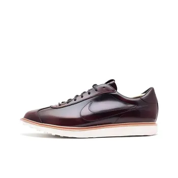 Nike 1972 Dress Code