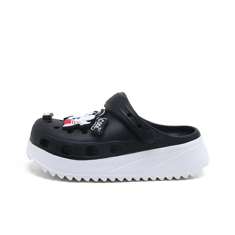 SNOOPY Snoopy Clogs Women's Black-1