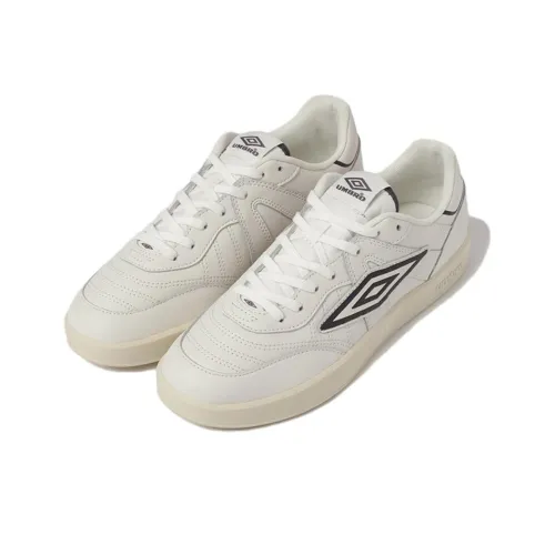 Trendy Sneakers &amp; Casual Shoes