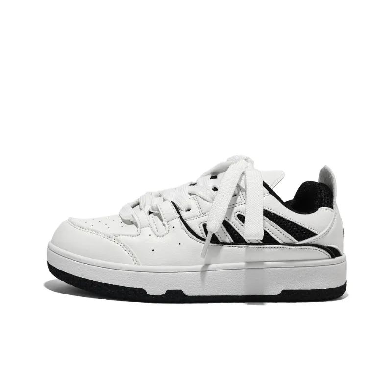 Little Red Man Low-Top Skateboard Shoes Unisex-5