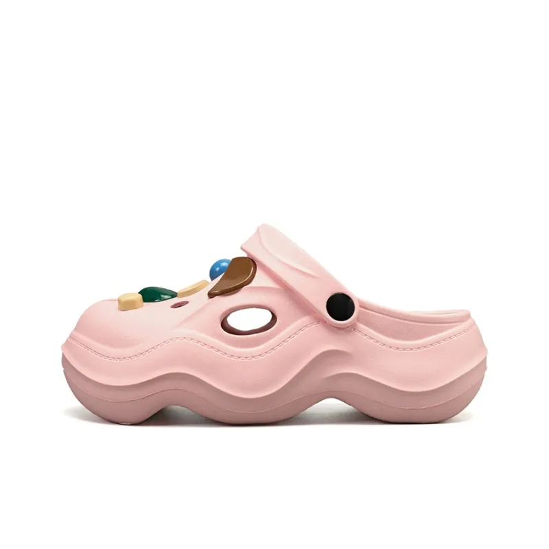 OUBT Wave Bottom Gemstone Decoration Closed Toe Clogs Women's-6