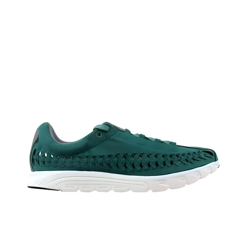 Nike Mayfly Woven Jade Glaze/Dust Summit White-1