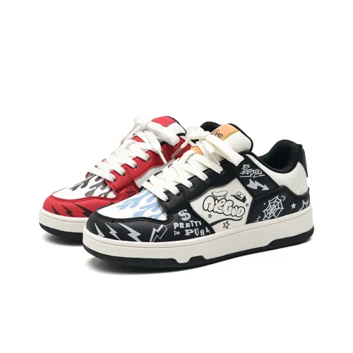 Anime story Skateboard Shoes Women's Low-Top Black/Red Mismatched