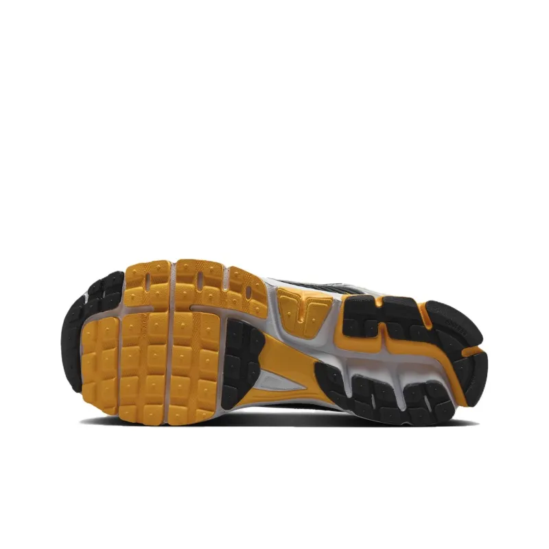 Nike Zoom Vomero 5 Photon Dust Laser Orange-5