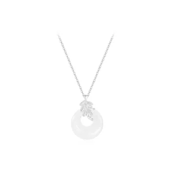 Thuban Ark Chalcedony Necklaces Women's