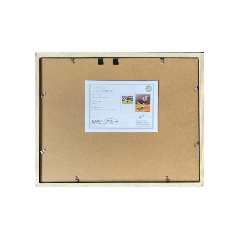 EM Luka Modrić Handwritten Signature Croatia Photo Includes Certification Certificate, Outer Frame Size 38.6x48.6cm-3