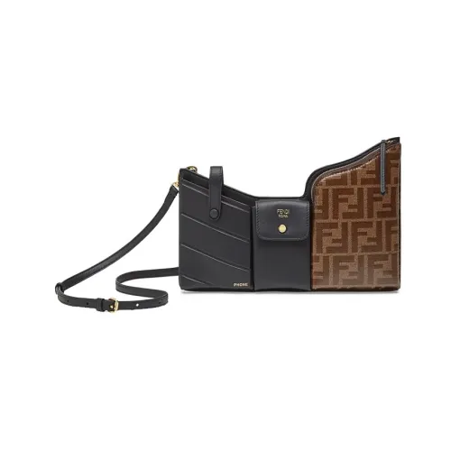 FENDI Shoulder Bags