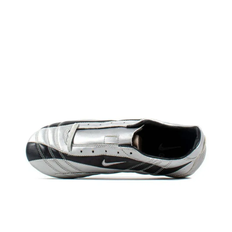 Nike IC/IN Slip-Resistant Soccer Shoes Men's Silver-2