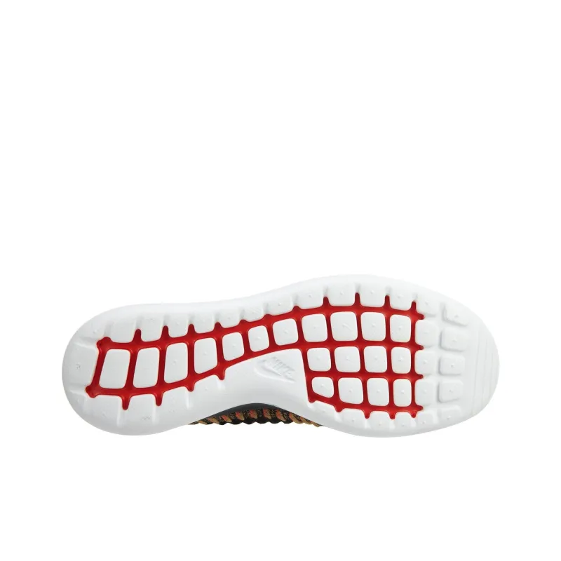 Nike Roshe Two Flyknit Black/Black White Max Orange-4