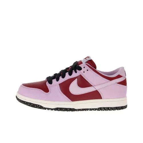 Nike Dunk Skateboard Shoes Women's Low-Top Red/Pink