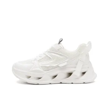 D FUSE SCANDINAVIA Low Top Chunky Sneakers Women's
