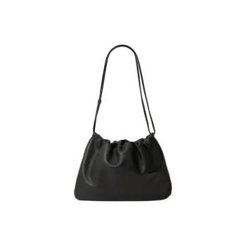 NOTHING WRITTEN Sheepskin Shoulder Bag Large Size Women's Black