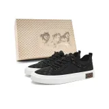 Black (standard shoe size)