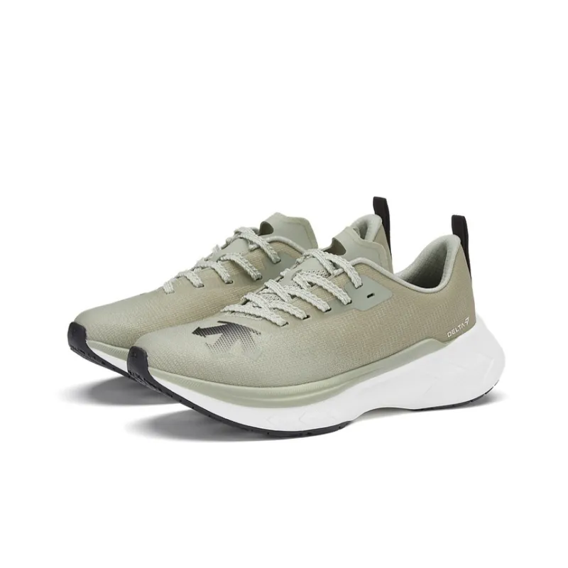 DESCENTE RUNNING Breathable And Resilient Low Top Running Shoes Women's Light Khaki-1