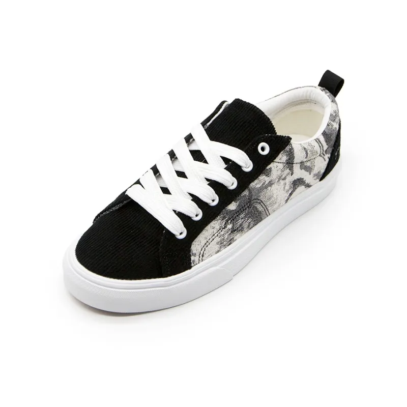 I'm shopping Skateboard Shoes Unisex Low Top White-1