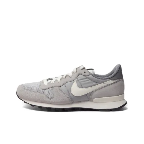 Nike Internationalist Running Shoes Men Low-Top Brown Gray