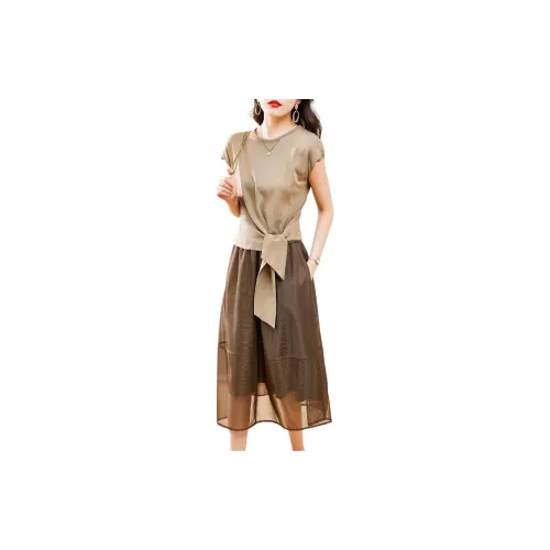 Hang Yi Court Two Piece Skirt Sets Women's Camel With Coffee