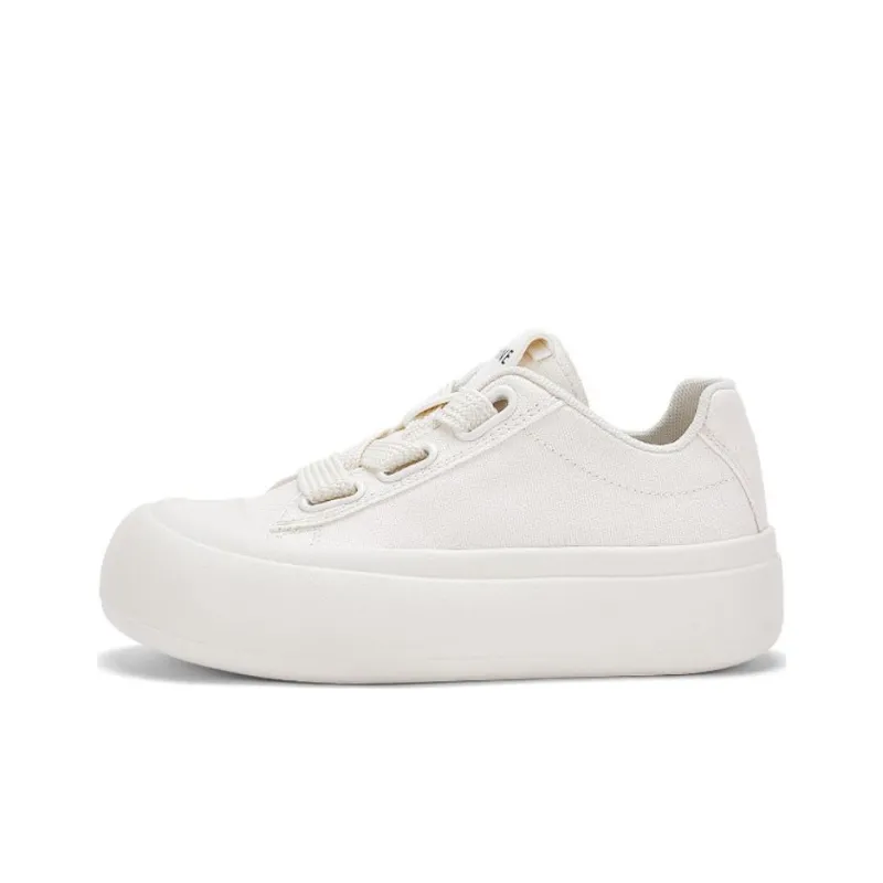 DAPHNE Low-Top Skateboard Shoes Women's-5