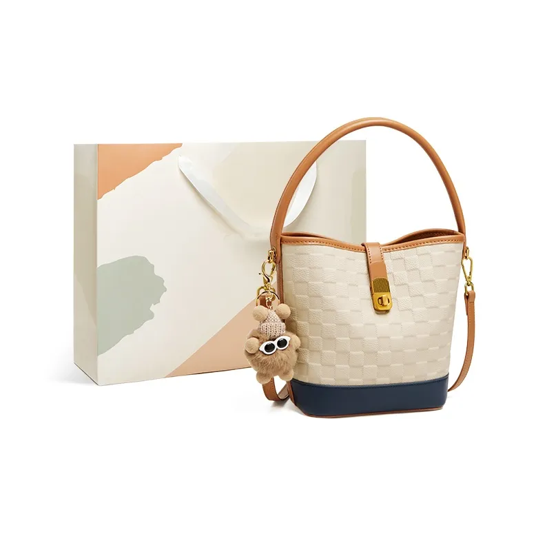 15 MINS Cow Leather Shoulder Bag, Crossbody Bag, Handbag Regular Women's Ecru-0