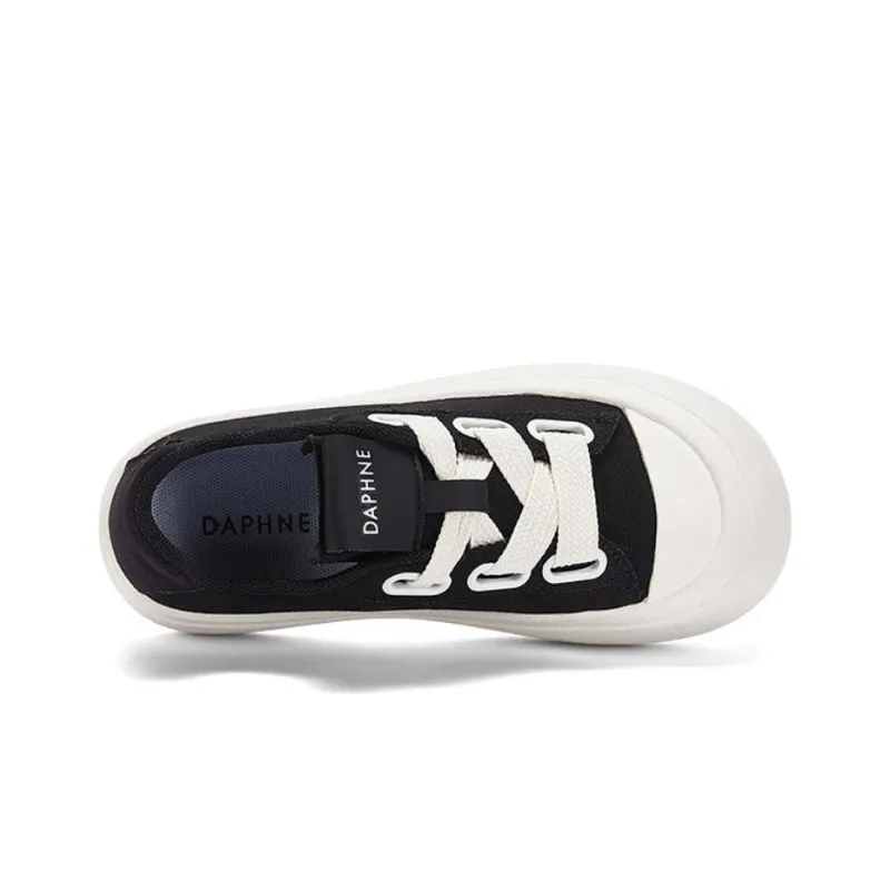 DAPHNE Low-Top Skateboard Shoes Women's-4