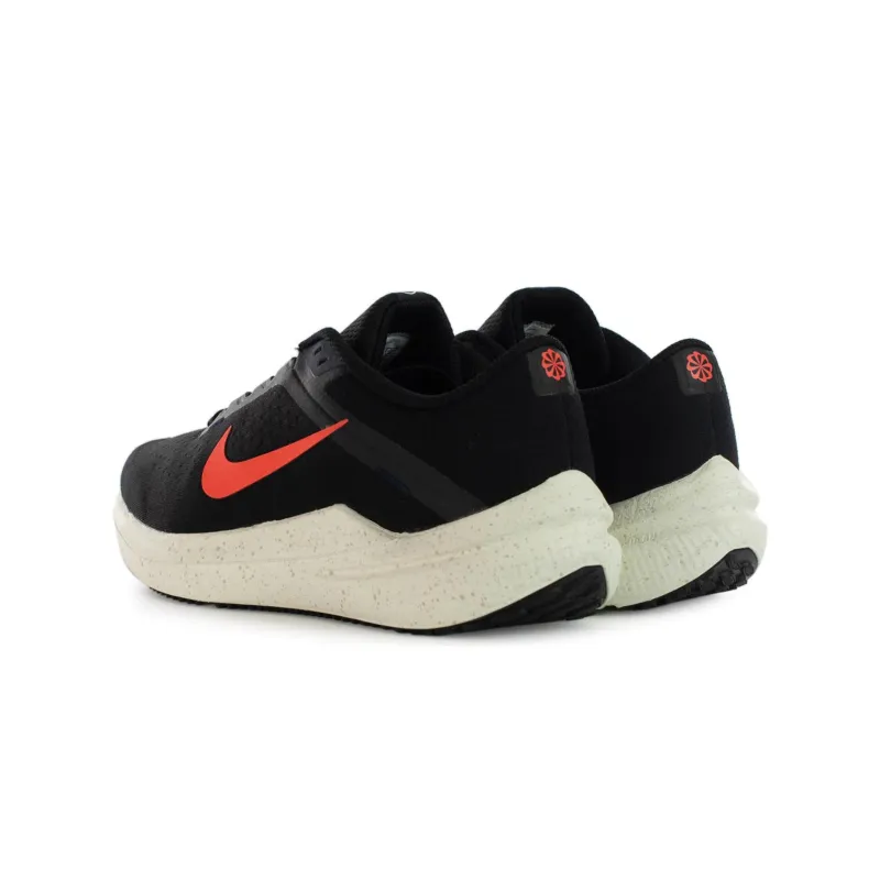 Nike Air Zoom Winflo 10 'Black Bright Crimson'-3