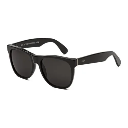 Keep the sun in check with the ® CH7013 logo-debossed sunglasses