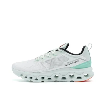 XTEP Cushioned Wear Resistant Lightweight Low Top Running Shoes Women's White Green
